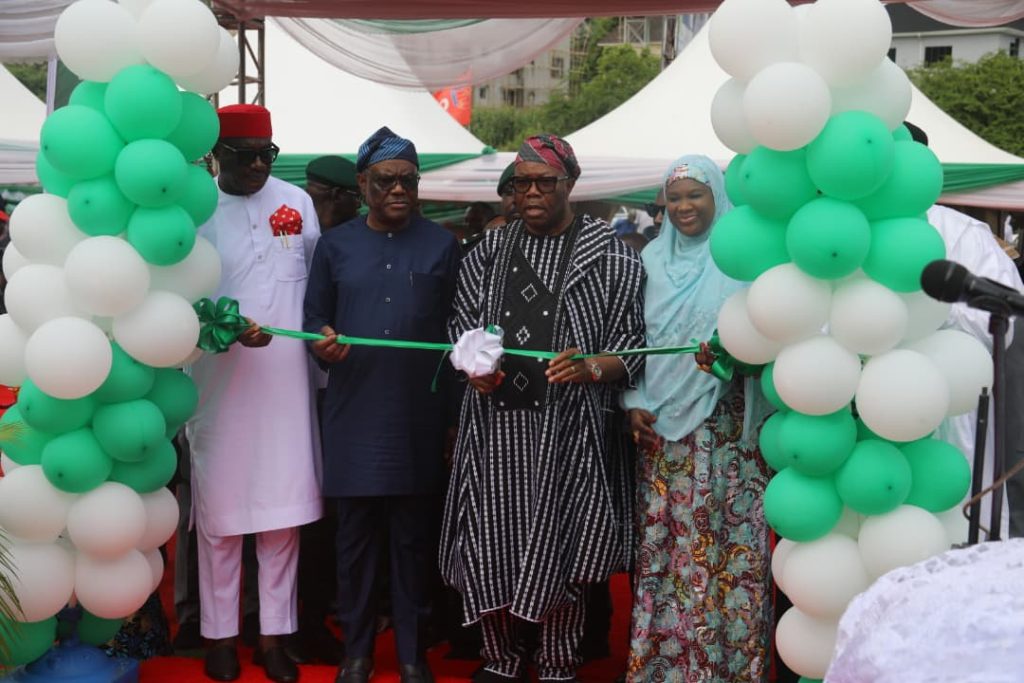 Tinubu commissions OSEX Main Carriageway, vows end to era of abandoned projects 1 Tinubu commissions OSEX Main Carriageway, vows end to era of abandoned projects
