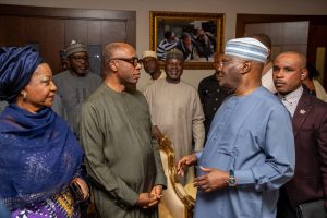 Atiku visits Amaechi, offers condolences over loss of mother (+photos) 2 Atiku visits Amaechi, offers condolences over loss of mother