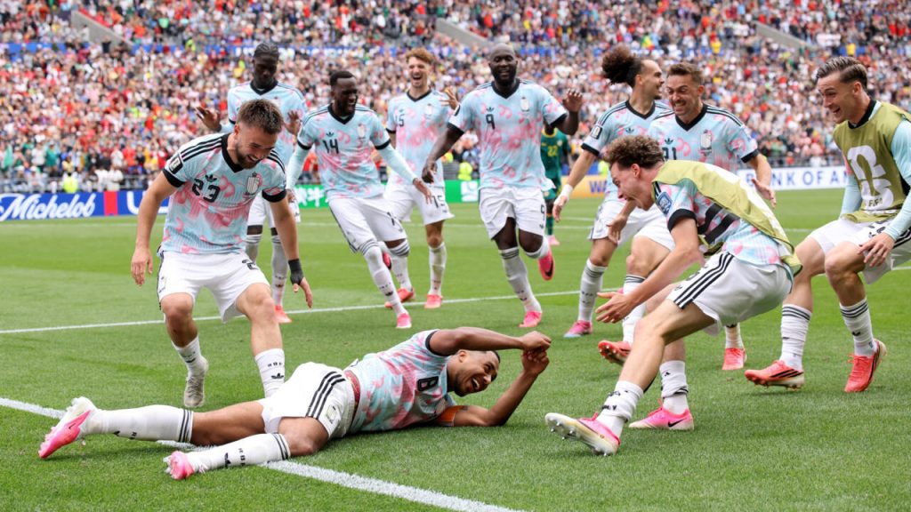 Belgium complete stunning comeback to beat Senegal 3-2, reach World Cup round of 16 1 Belgium complete stunning comeback to beat Senegal 3-2, reach World Cup round of 16 Belgium came from two goals down