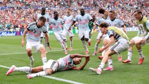 Belgium complete stunning comeback to beat Senegal 3-2, reach World Cup round of 16 2 Belgium complete stunning comeback to beat Senegal 3-2, reach World Cup round of 16 Belgium came from two goals down