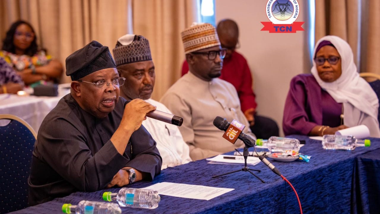 FG restates commitment to improve electricity, says no plans to increase tariff 2 FG restates commitment to improve electricity, says no plans to increase tariff