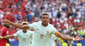 France end Morocco's historic run as Africa's last hope falls at World Cup 2 France end Morocco's historic run as Africa's last hope falls at World Cup