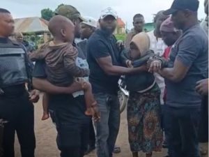 Police rescue abducted woman, 2-year old son from Kwara forest 2 Police rescue abducted woman, 2-year old son from Kwara forest
