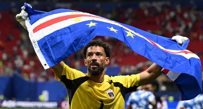 Cape Verde goal keeper Vozinha joins Chilean giants, Colo Colo after heroic World Cup performance 1 Cape Verde goal keeper Vozinha joins Chilean giants, Colo Colo after heroic World Cup performance