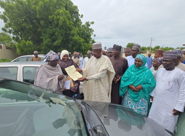 Zulum honours outstanding educators, rewards excellence in public service 17 Zulum honours outstanding educators, rewards excellence in public service