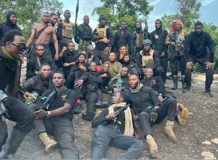 PHOTONews: Inside the operation that rescued 44 kidnapped Oyo pupils and teachers 12 How Nigerian troops rescued 44 kidnapped Oyo pupils, teachers after month-long operation