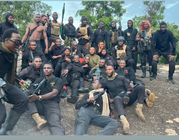 PHOTONews: Inside the operation that rescued 44 kidnapped Oyo pupils and teachers 1 How Nigerian troops rescued 44 kidnapped Oyo pupils, teachers after month-long operation