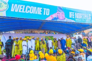 Osun LG poll: Adeleke urges peaceful participation after commissioning 10.4km Edunabon–Tonkere road 2 Osun LG poll: Adeleke urges peaceful participation after commissioning 10.4km Edunabon–Tonkere road
