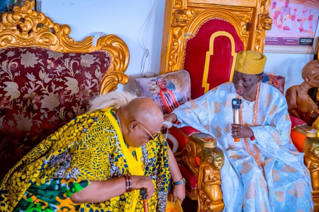 Adeleke receives royal endorsement from Ooni of Ife, Ogunsua ahead of Osun election 2 Adeleke hails Ooni of Ife's support, urges peaceful voting ahead of Osun Governorship election