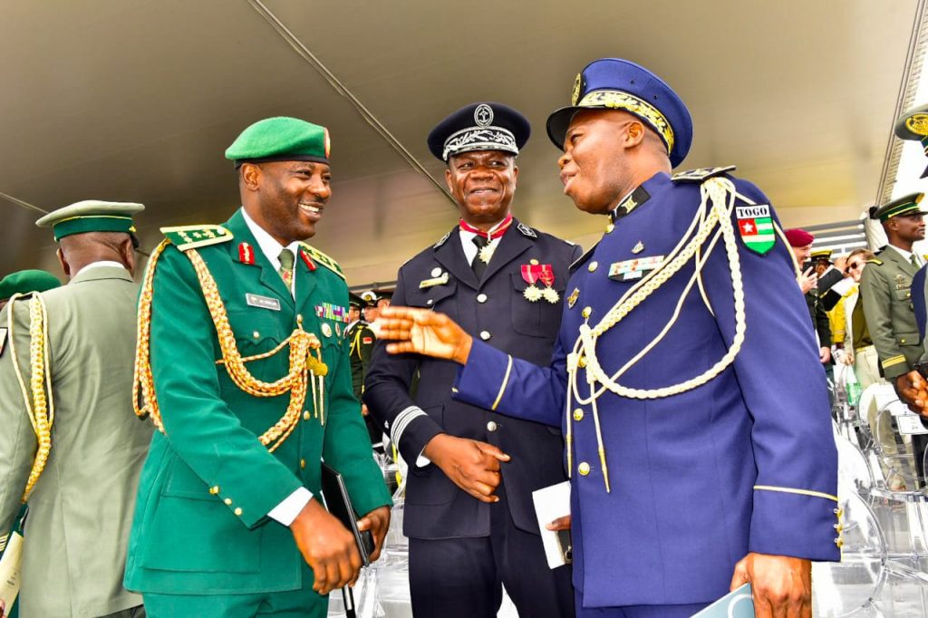 Nigeria honours Benin Republic at 66th Independence Anniversary, Army's silent drill steals show 2 Nigeria honours Benin Republic at 66th Independence Anniversary, Army's silent drill steals show