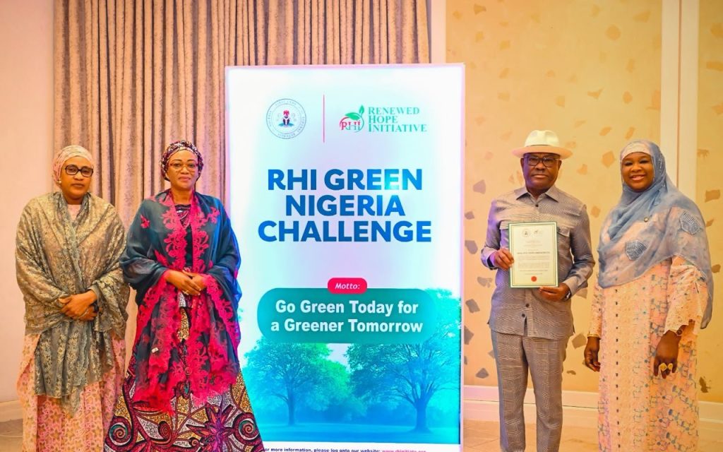 First Lady hails Wike’s green transformation of Abuja, urges states to engage youth in environmental protection 2 first lady Oluremi Tinubu hails wike